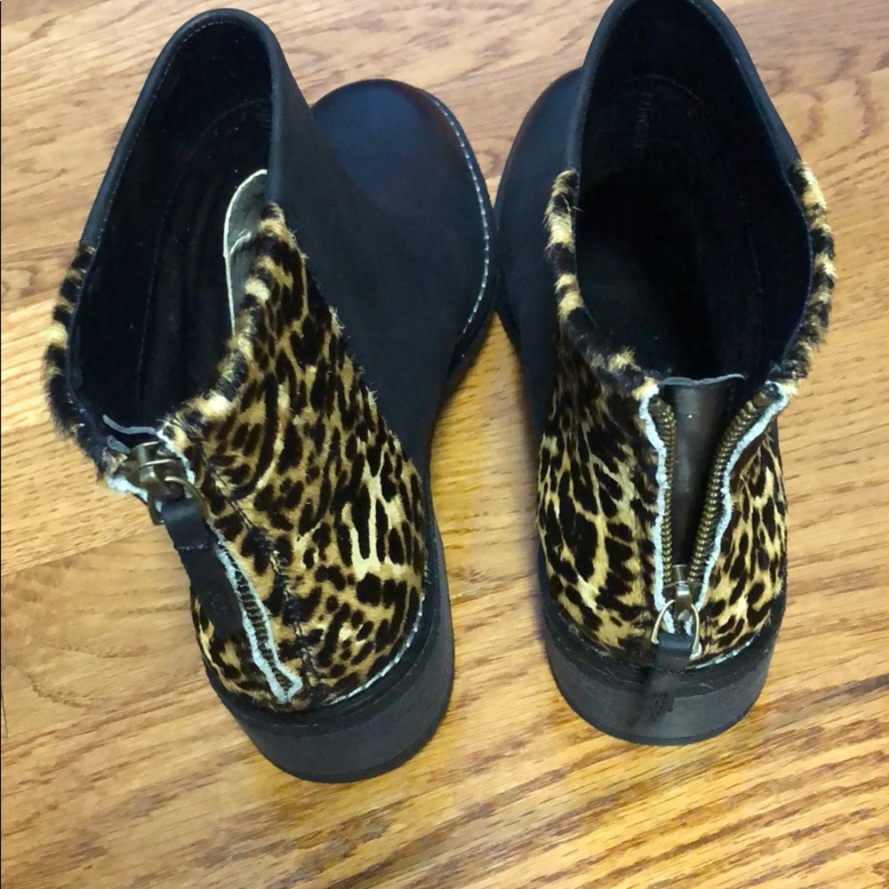 Sperrys - Picture 2 of 4
